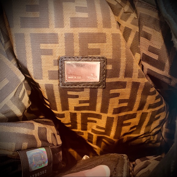 FENDI NAPPA SPY BAG - Picture 5 of 16